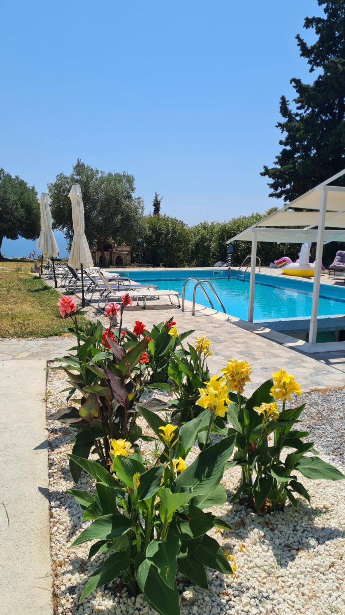 Greco Paradise Suites - Adult Only Nea Skioni Dış mekan fotoğraf